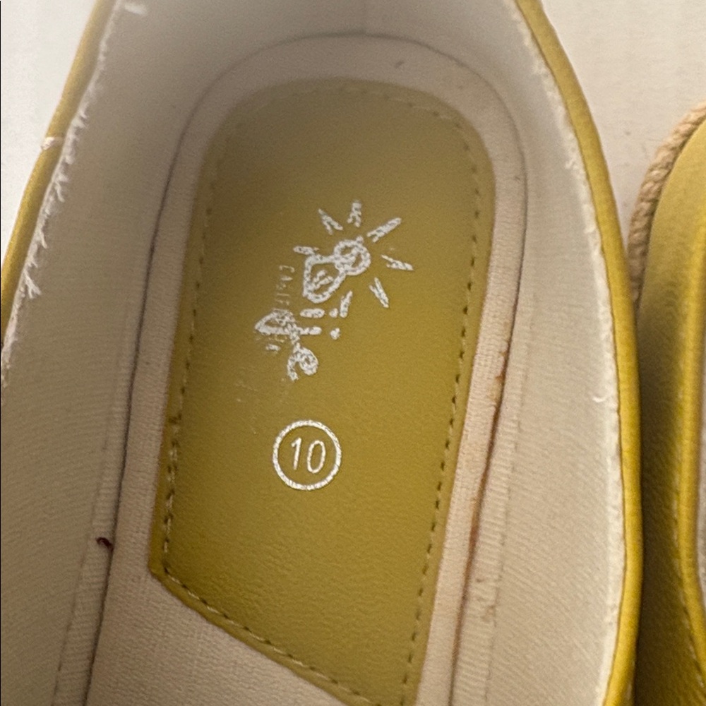Dije California Princeton Lace-up Leather Shoes in yellow, 9.5/10 - Picture 6 of 7